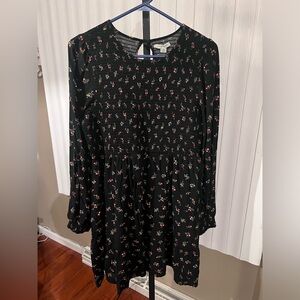 Women’s American Eagle Black Floral Dress Size Large